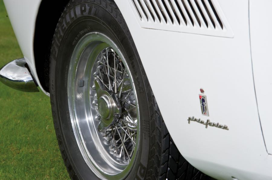  Ferrari 250 GTE Coupe (Series I) 1961 года  (фото 15 из 20)